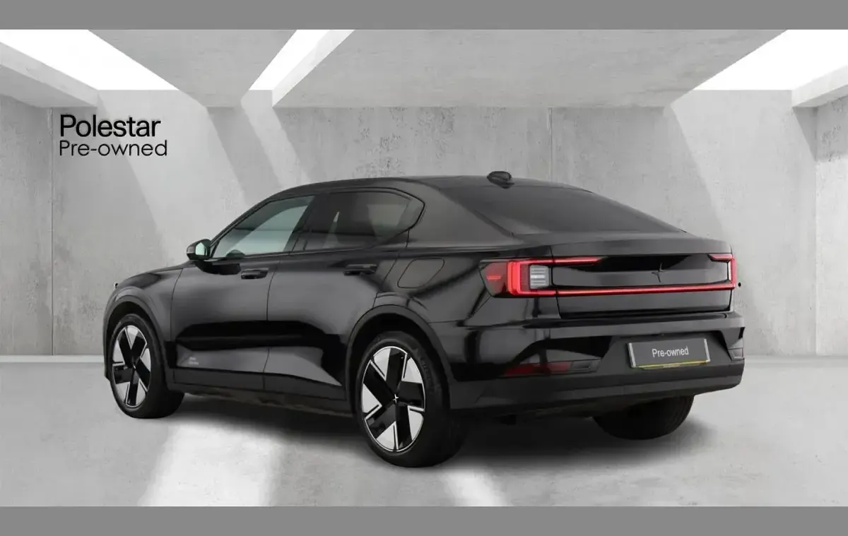 New Polestar 2 309 kW (421 HP) 2025 Black Hatchback