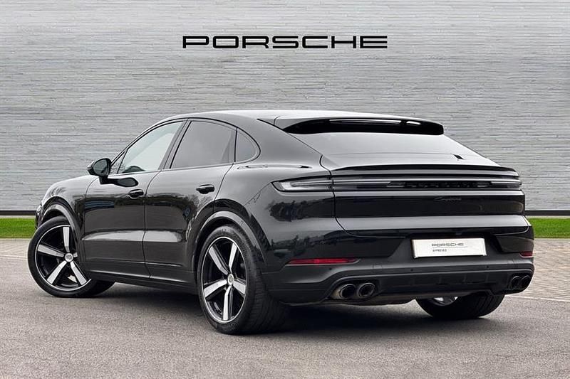 Used Porsche Cayenne 353 HP (259 kW) 2024 Black SUV