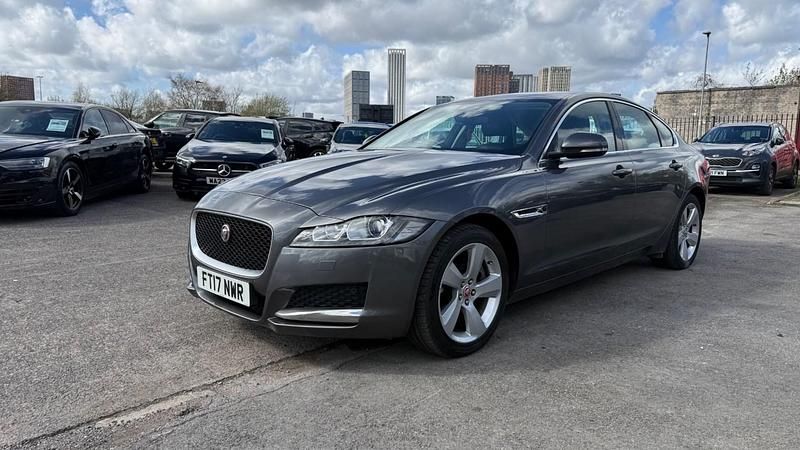 Second-hand Jaguar XF Prestige 250 CP (183 kW) 2017 Gri Berlinǎ