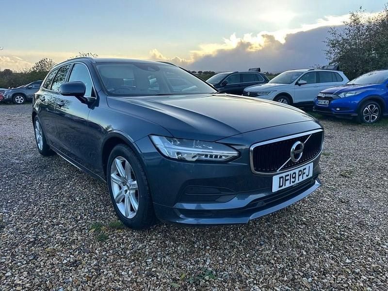 Blue Used 2019 Volvo V90 Momentum Estate | £14,295 (Good price) - Image 1/4