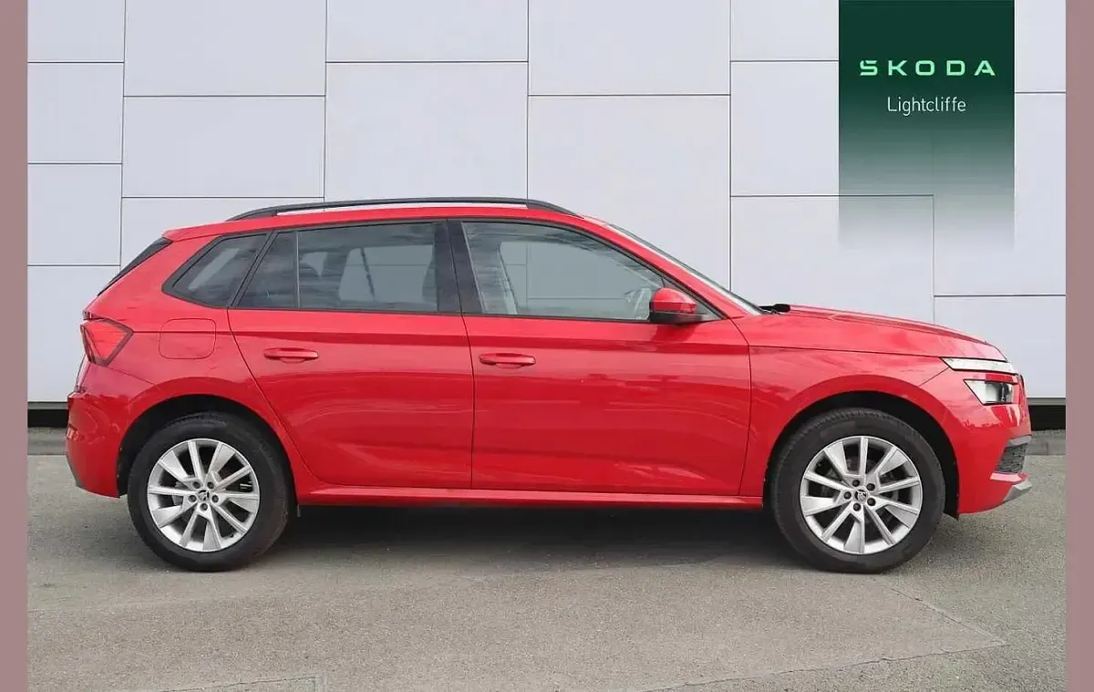 Used Skoda Kamiq SE Drive 108 HP (79 kW) 2023 Red SUV