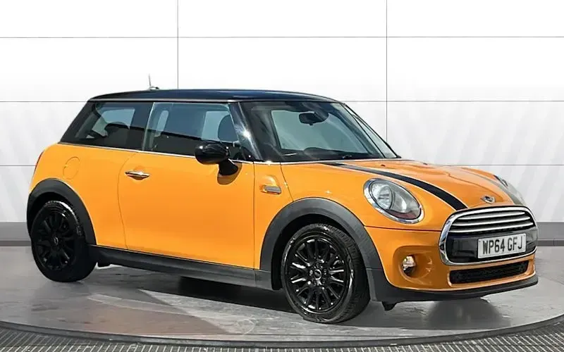 Used Mini Cooper Hatch 136 HP (100 kW) 2017 Hatchback