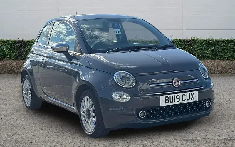 Used Fiat 500 Lounge 69 HP (50 kW) 2019 Hatchback