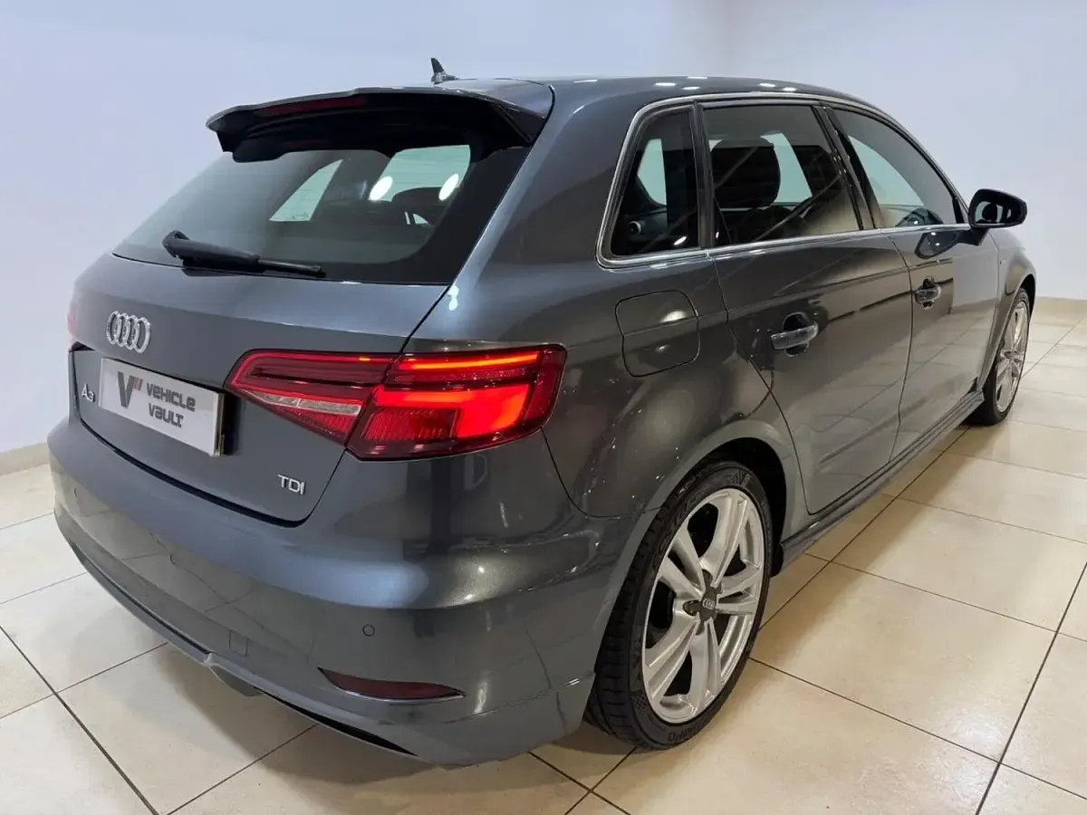 Used Audi A3 Sportback S-Line 150 HP (110 kW) 2017 Grey Hatchback