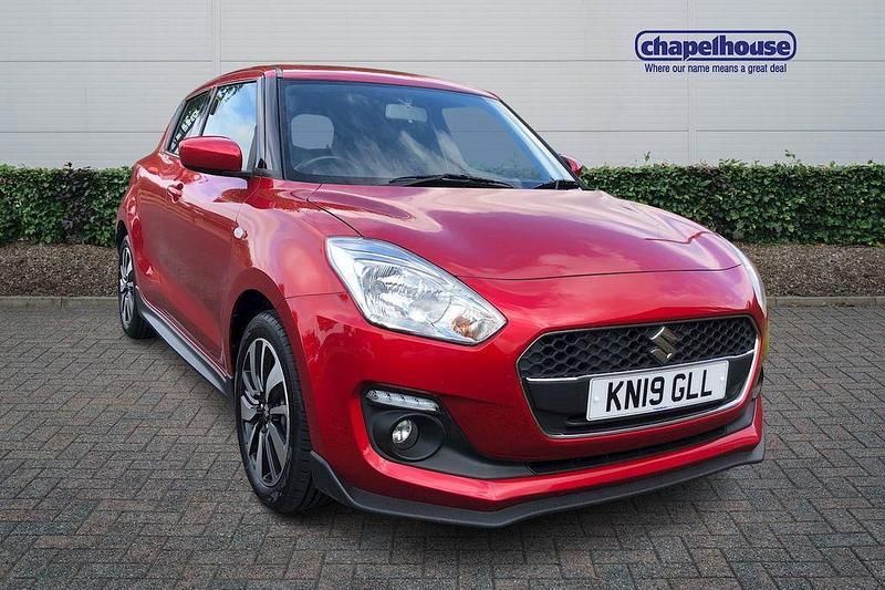 Red Used 2019 Suzuki Swift Hatchback | £9,690 (Fair price) - Image 1/4