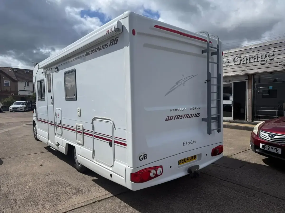 Used Peugeot Boxer RG 2004 White Van
