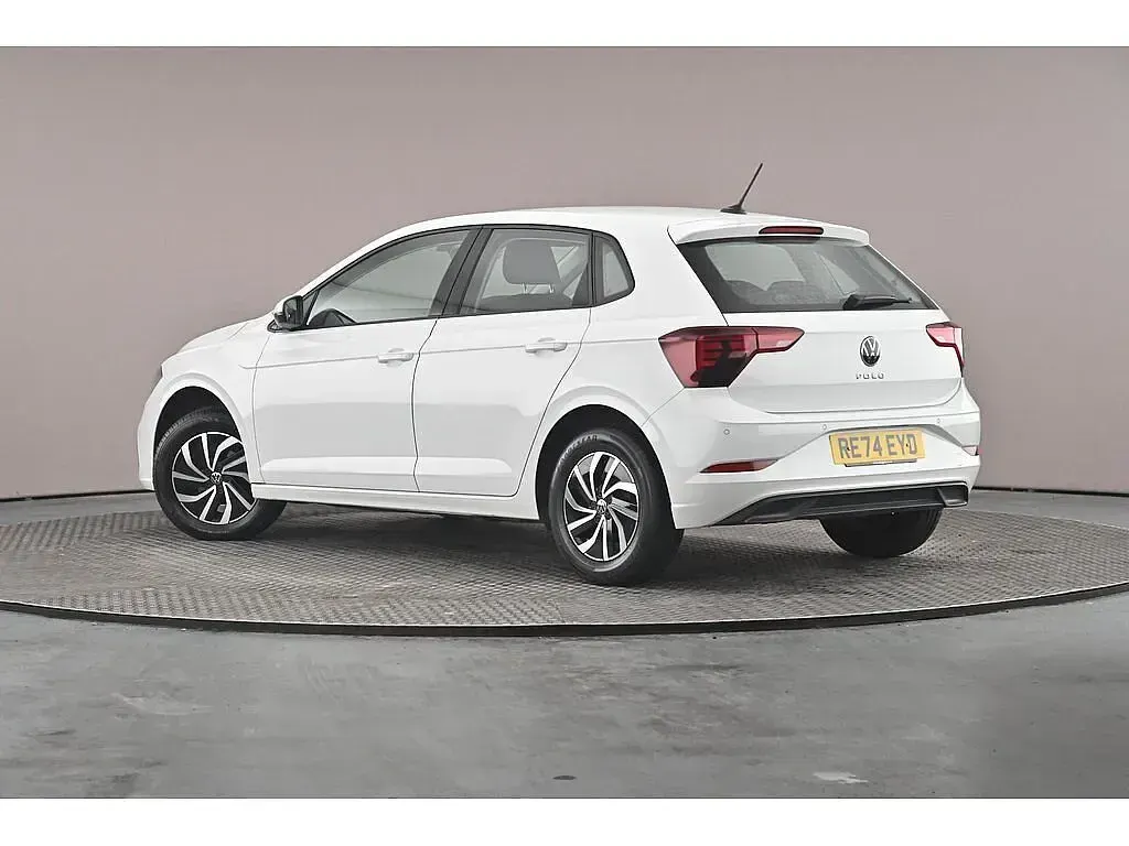 Used VW Polo 95 HP (69 kW) 2024 Hatchback