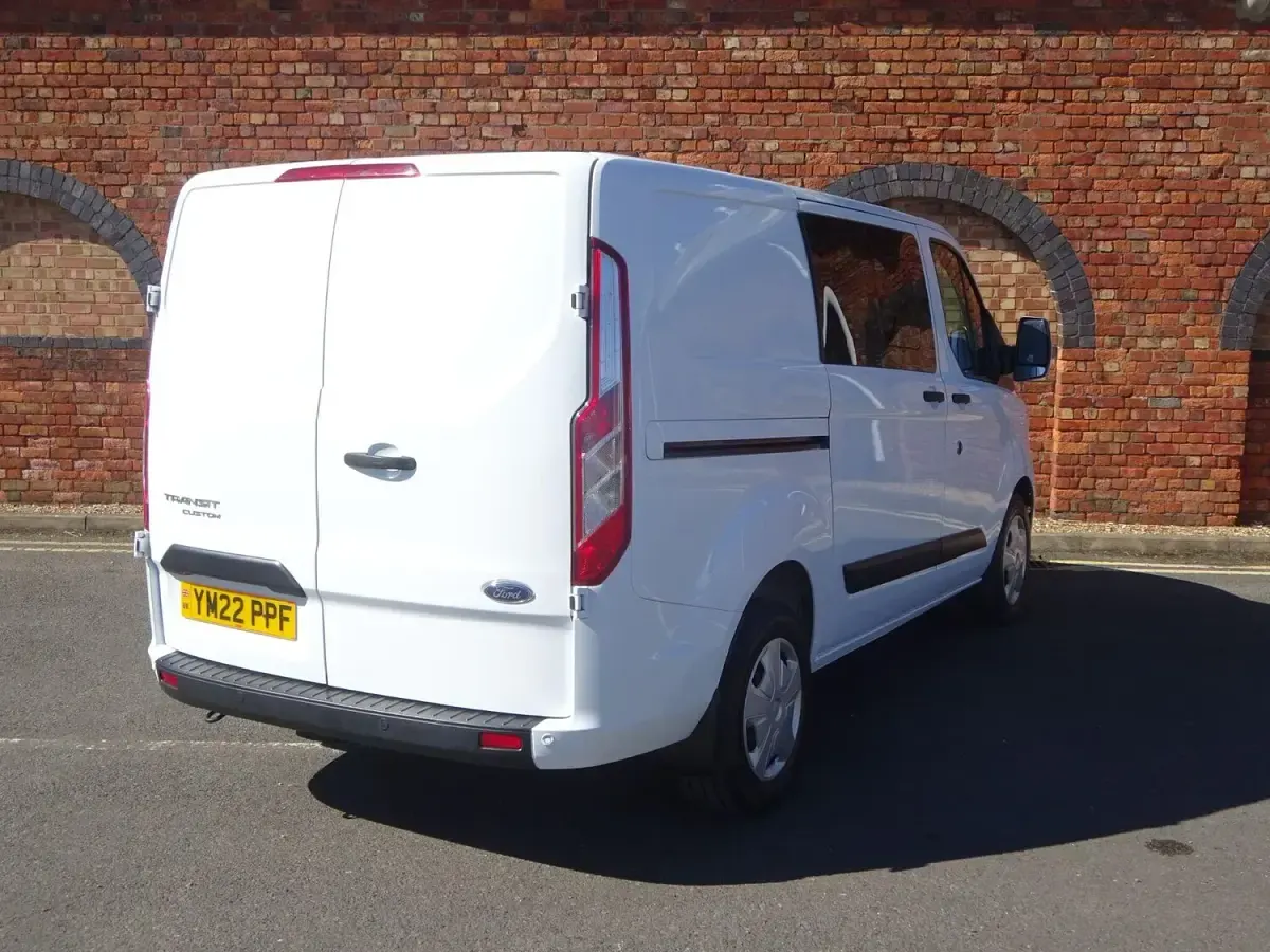 Used Ford Transit Custom Trend 130 HP (95 kW) 2022 White Van