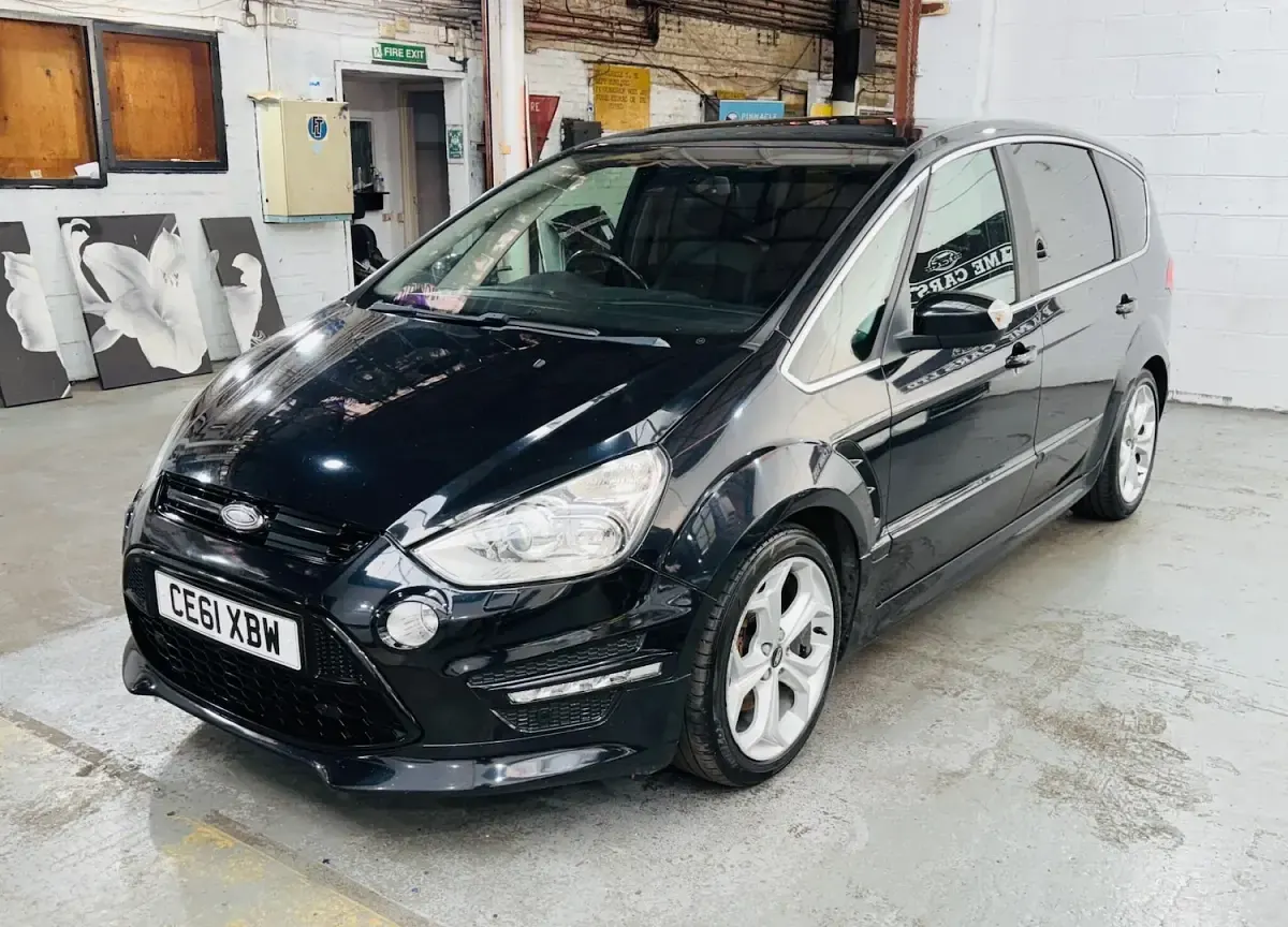 Used Ford S-MAX Titanium X 200 HP (147 kW) 2011 Black MPV