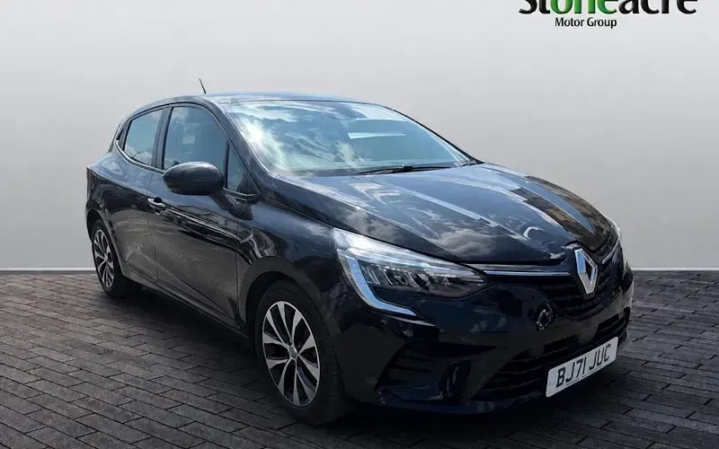 Used Renault Clio Iconic 90 HP (66 kW) 2022 Hatchback
