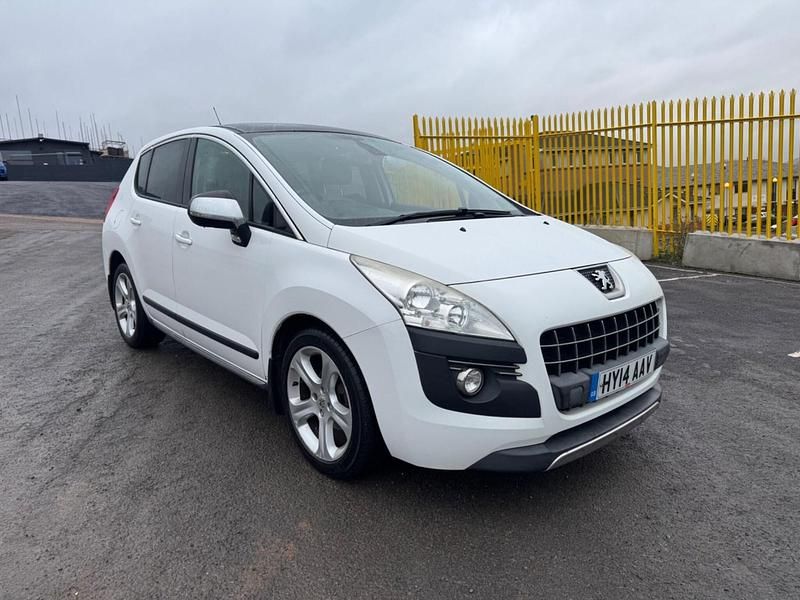 Used Peugeot 3008 Allure 2014 White Hatchback