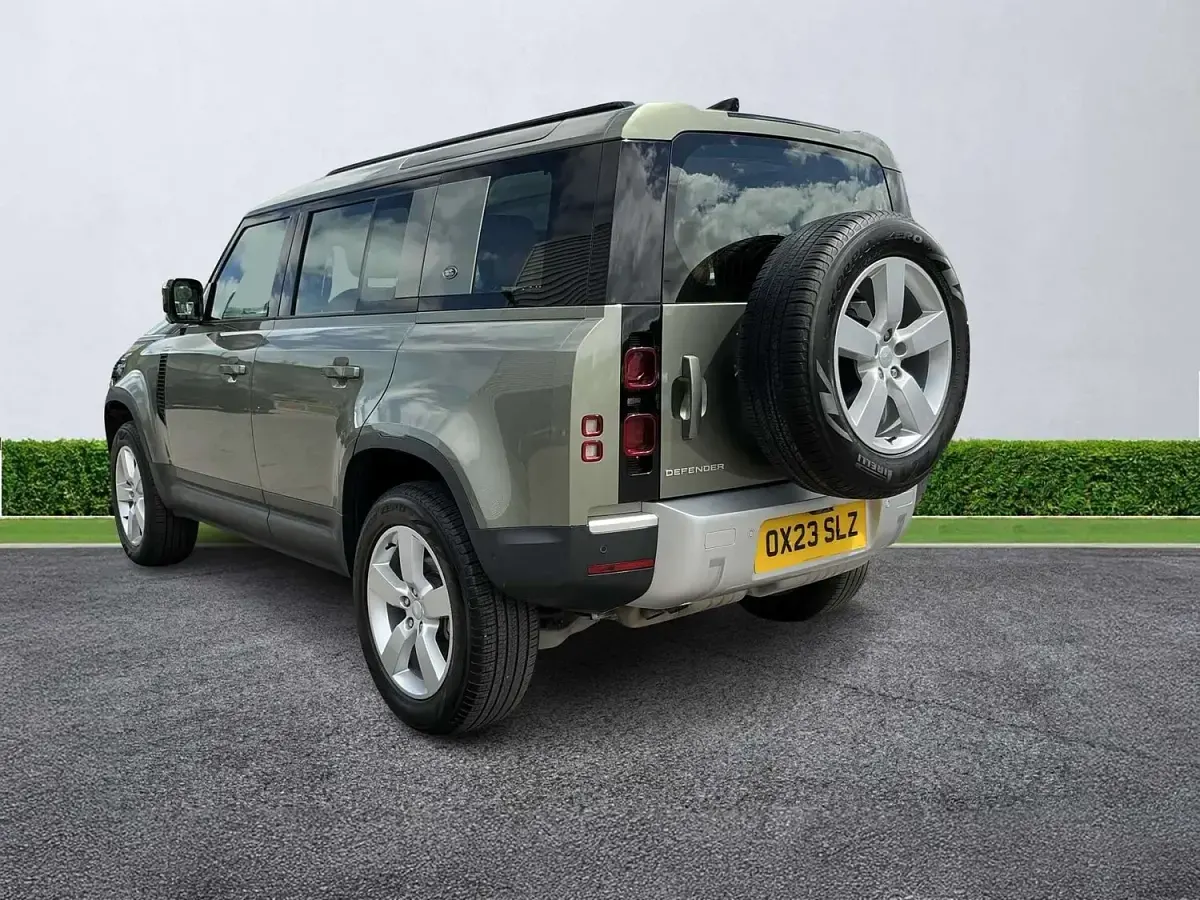 Used Land Rover Defender HSE 2023 Green SUV
