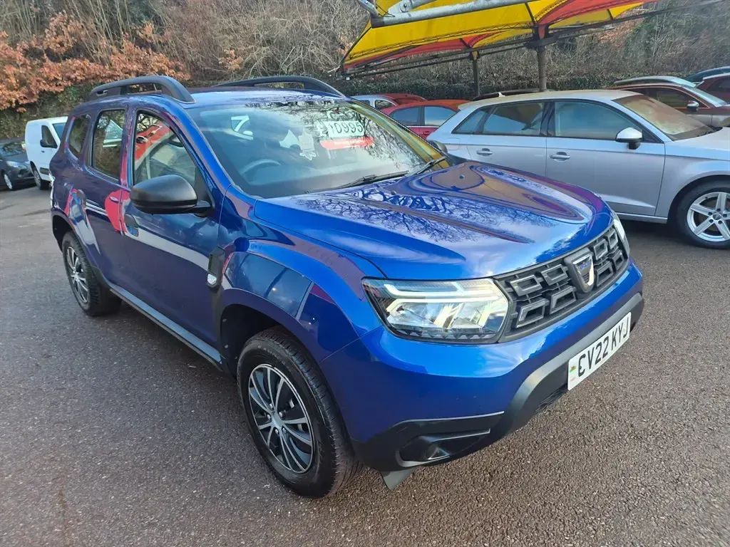 Used Dacia Duster Essentiel 100 HP (73 kW) 2022 Blue Hatchback