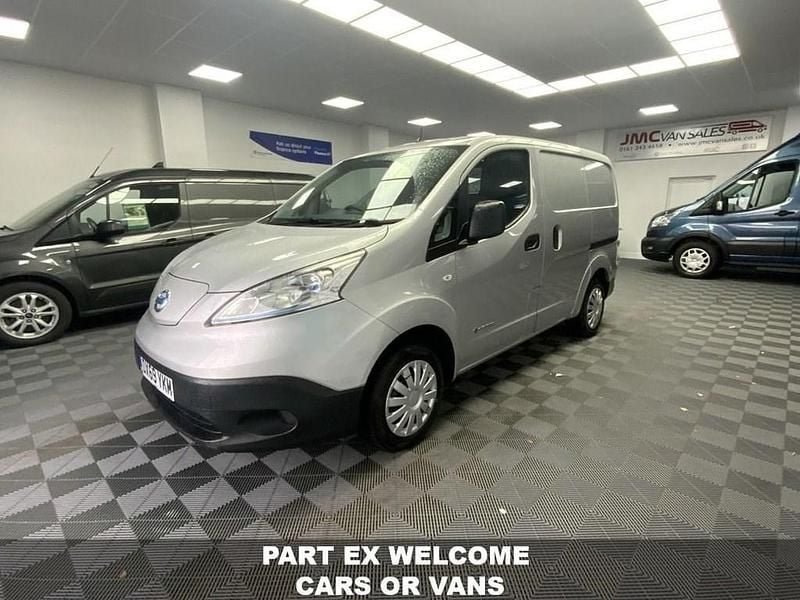 Used Nissan e-NV200 Acenta 80 kW (109 HP) 2020 Silver MPV