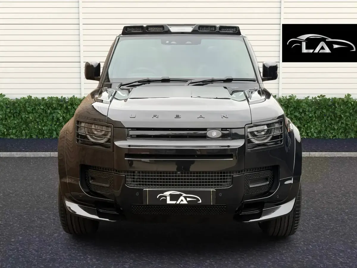 Used Land Rover Defender SE Dynamic 2025 Black SUV