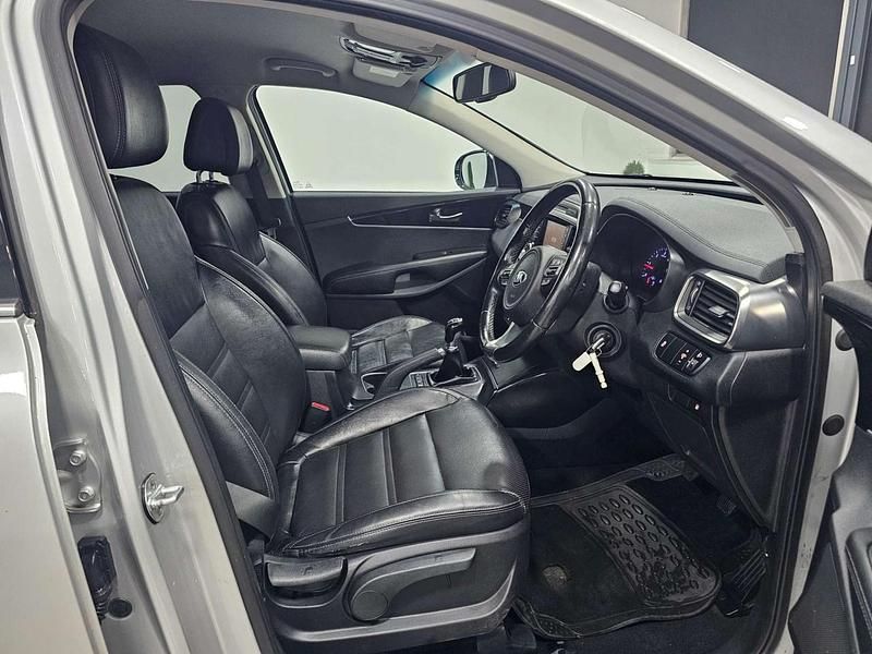 Used Kia Sorento 197 HP (144 kW) 2018 Silver SUV