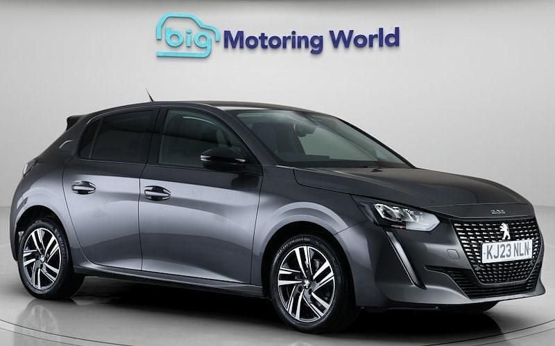 Used Peugeot 208 Allure+ 131 HP (96 kW) 2023 Grey Hatchback