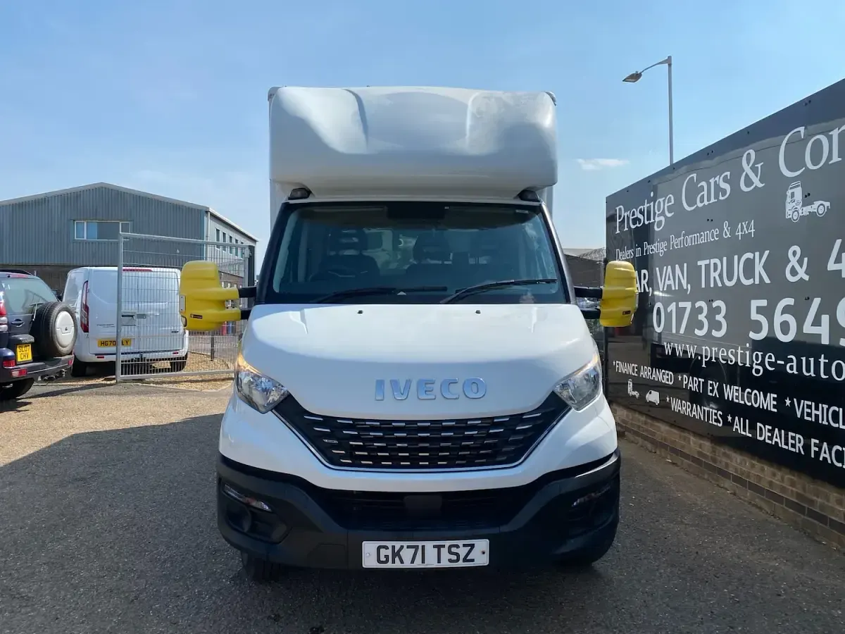 Used Iveco Daily 180 HP (132 kW) 2022 White Van