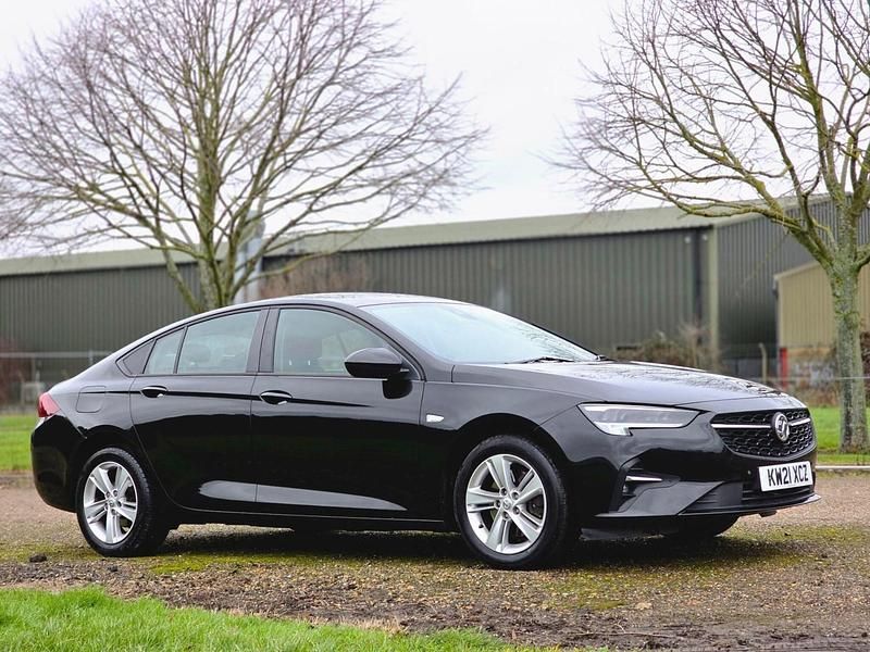 Used Vauxhall Insignia Sport 122 HP (89 kW) 2021 Black Hatchback