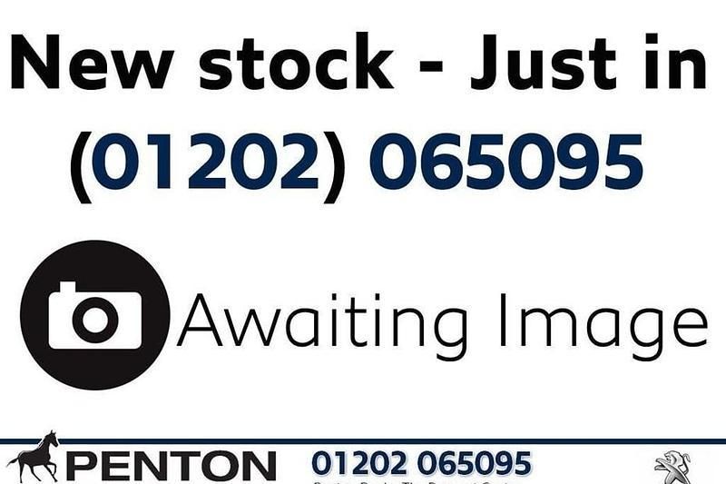 White Used 2022 Peugeot 208 Premium Hatchback | £15,490 (Fair price) - Image 1/1