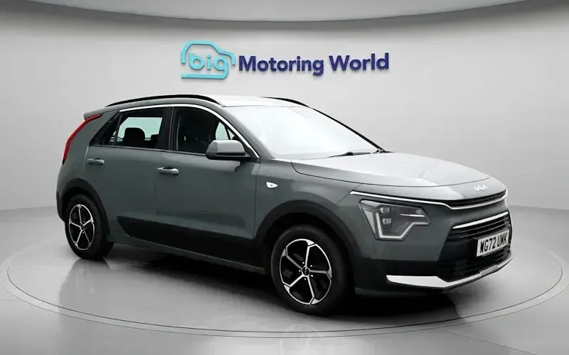 Second-hand Kia Niro 141 CP (103 kW) 2023 Verde SUV