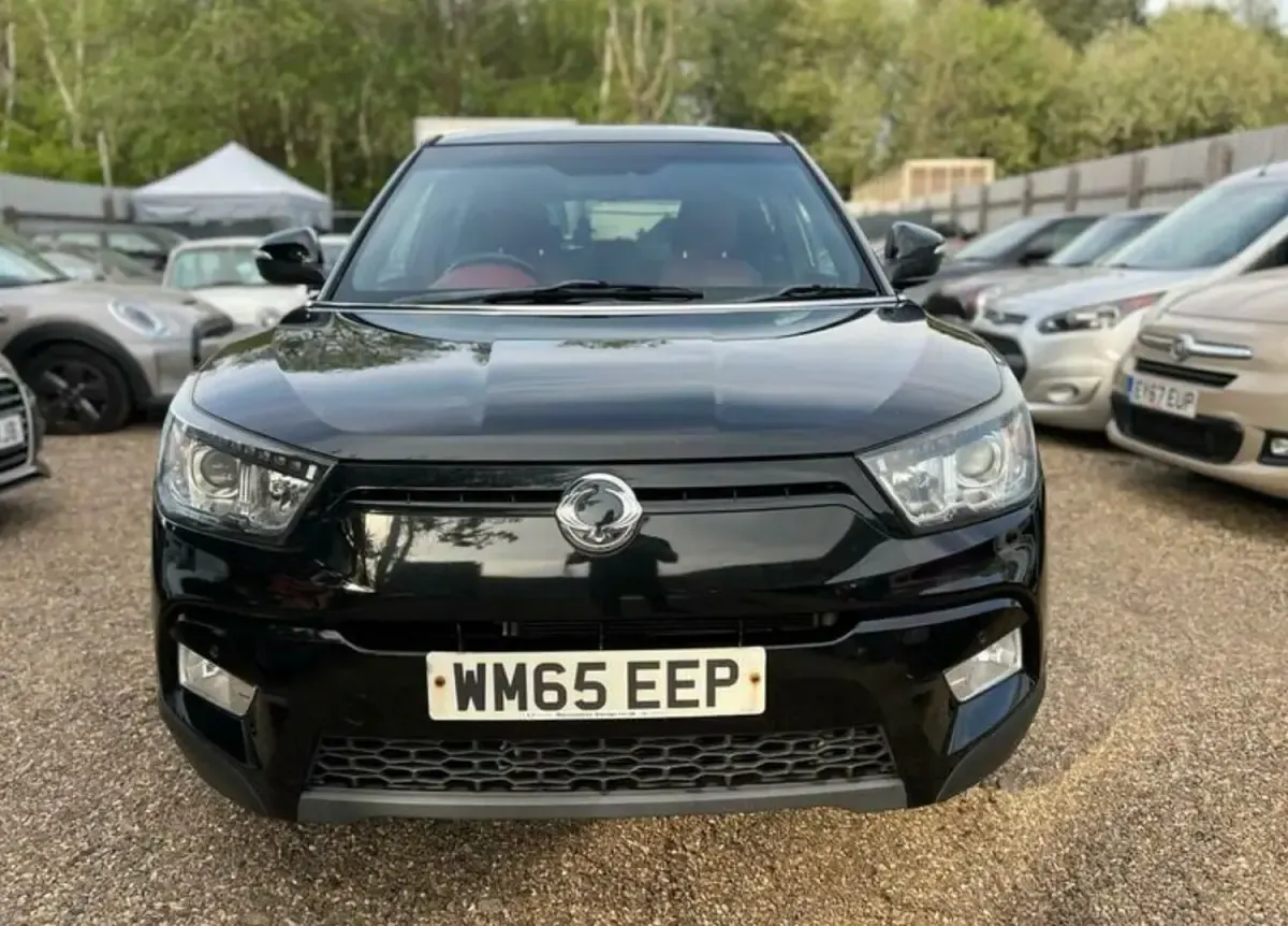 Used SsangYong Tivoli 128 HP (94 kW) 2015 Black SUV