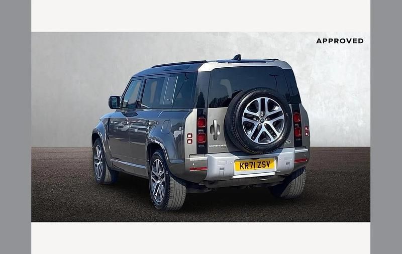 Usado Land Rover Defender 404 HP (297 kW) 2022 Prateado SUV