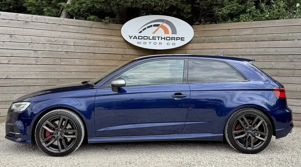 Used Audi A3 Performance 310 HP (228 kW) 2016 Blue Hatchback
