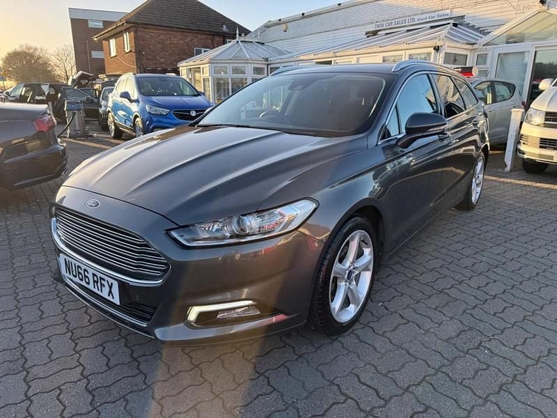 Used Ford Mondeo Titanium 180 HP (132 kW) 2016 Grey Estate