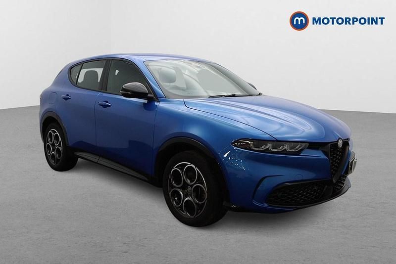 Blue Used 2024 Alfa Romeo Tonale Sprint SUV | £22,549 - Image 1/4