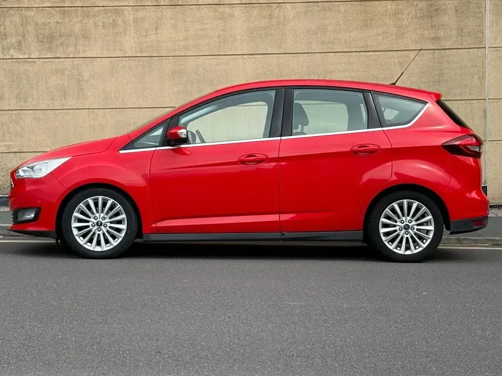 Used Ford C-MAX Titanium 125 HP (91 kW) 2016 Red MPV