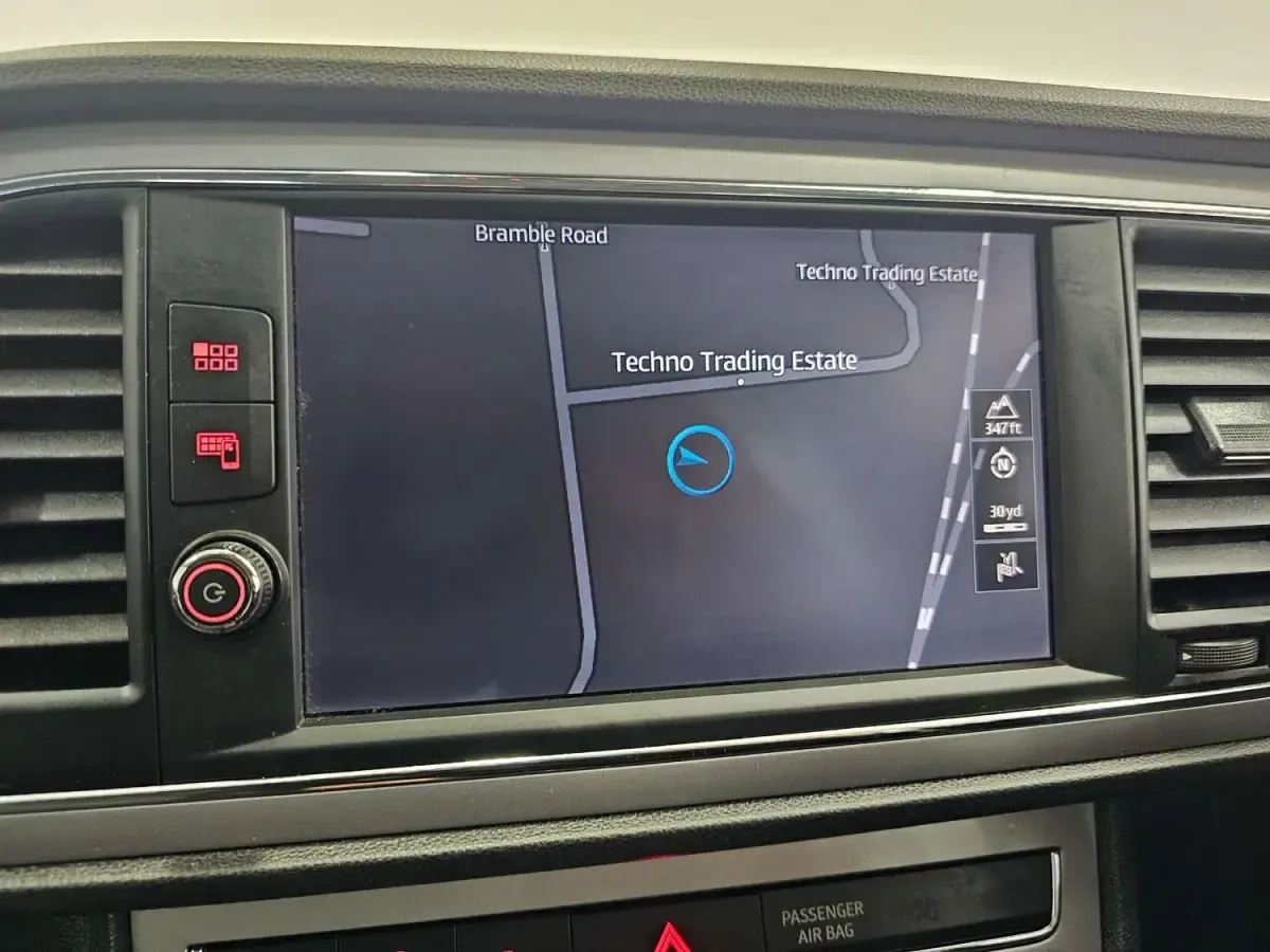Usado Seat Leon XCELLENCE 2017 Azul Familiar