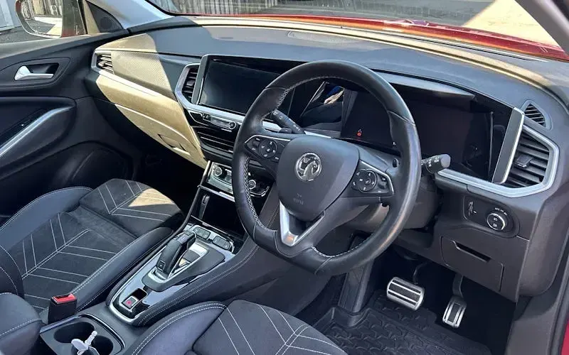 Used Vauxhall Grandland X Ultimate 131 HP (96 kW) 2022 Red SUV