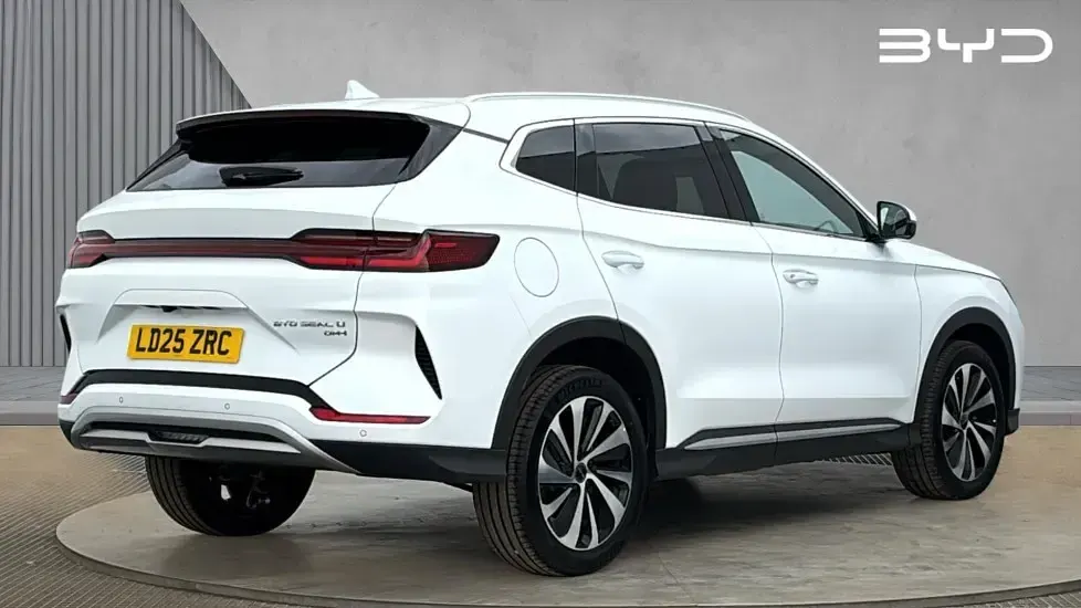 Used BYD Seal U Boost 218 HP (160 kW) 2025 White SUV