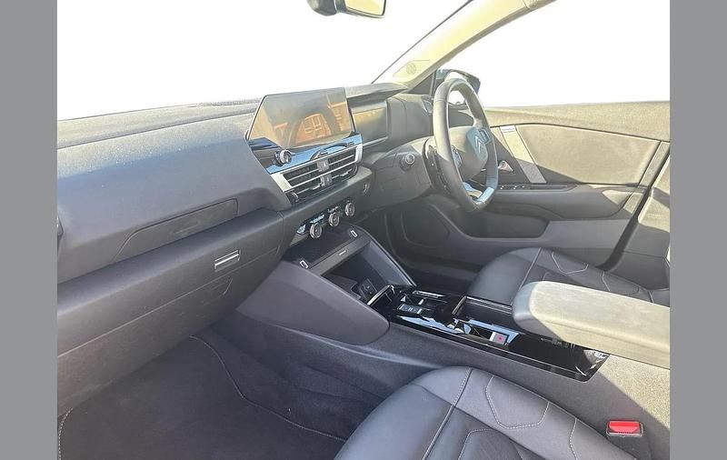 Used Citroën C4 PureTech 128 HP (94 kW) 2023 Blue SUV