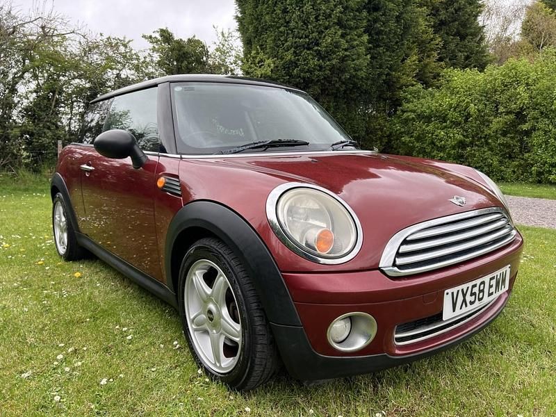 Used Mini Cooper Hatch 2008 Red Hatchback