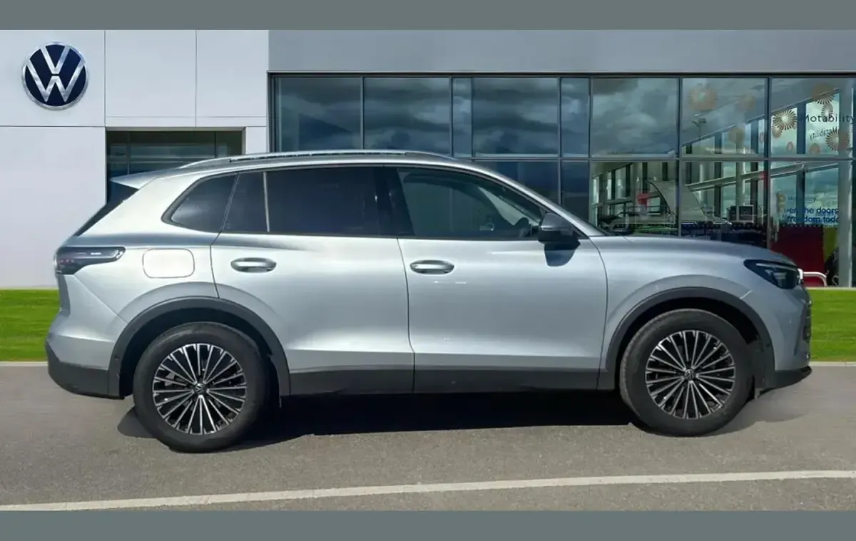 New VW Tiguan Match 147 HP (108 kW) 2026 Silver SUV