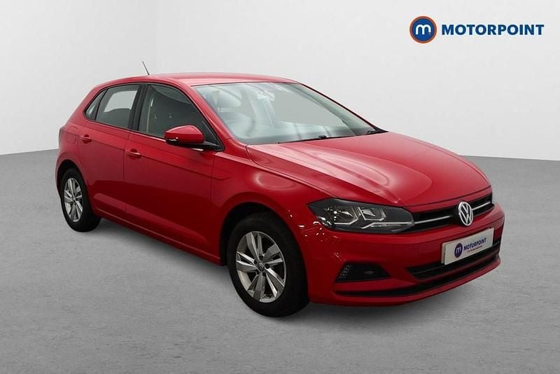 Used VW Polo SE 80 HP (58 kW) 2019 Red Hatchback