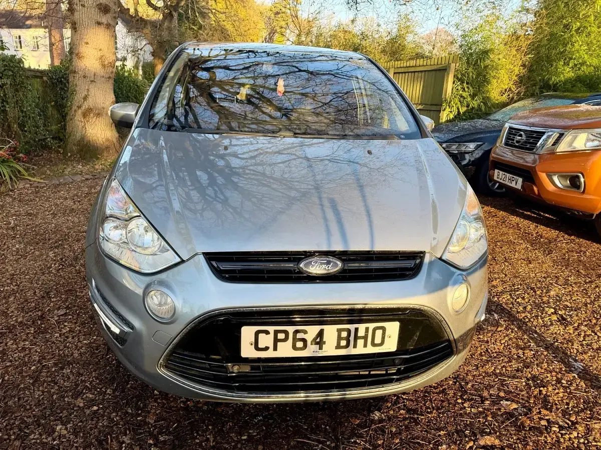 Used Ford S-MAX Titanium 115 HP (84 kW) 2014 Silver MPV