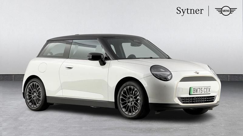 New Mini Cooper Hatch 133 kW (181 HP) 2025 White Hatchback