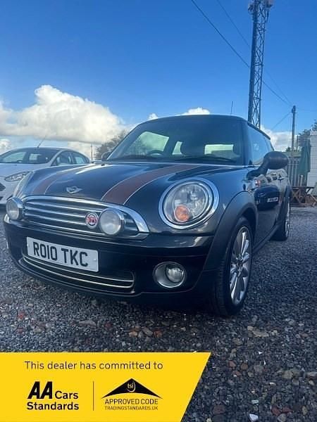 Black Used 2010 Mini Cooper Hatchback | £2,995 (A bit pricey) - Image 1/4