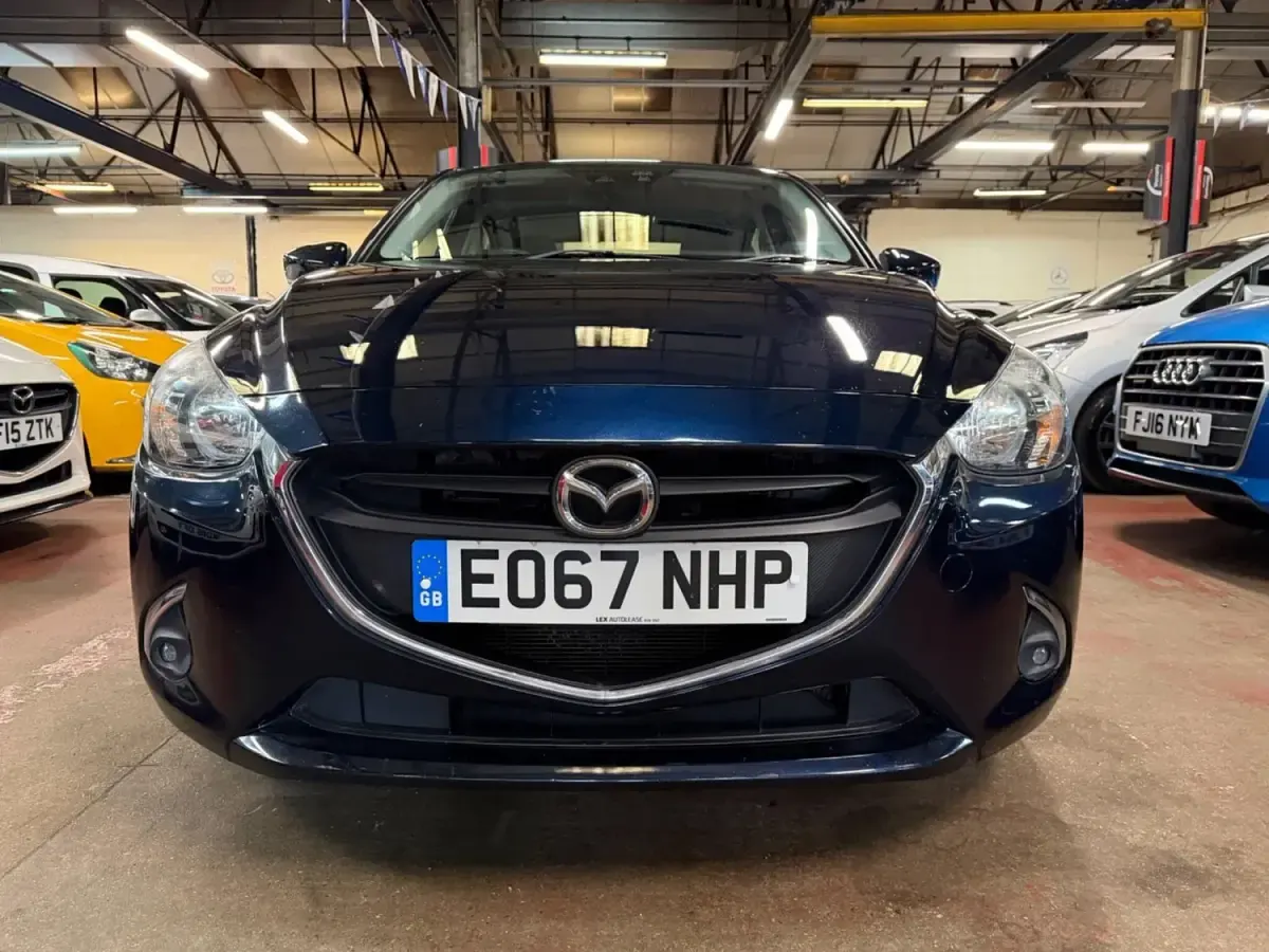 Używany Mazda 2 2017 Niebieski Hatchback
