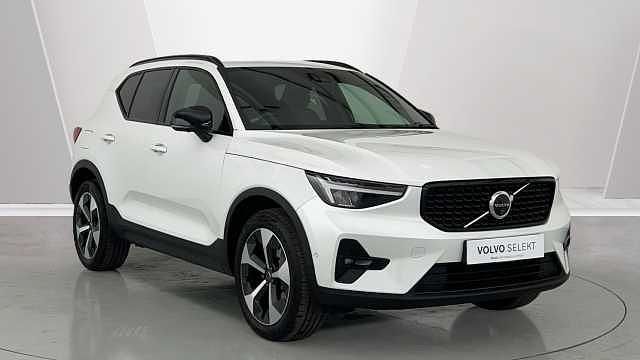 Used 2024 Volvo XC40 Plus SUV | £31,391 (Fair price) - Image 1/4