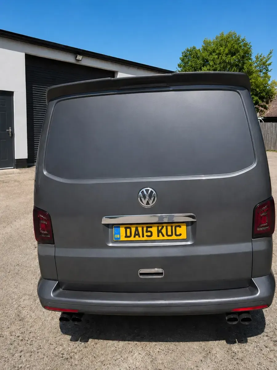 Used VW T5 Trendline 102 HP (75 kW) 2015 Grey Van