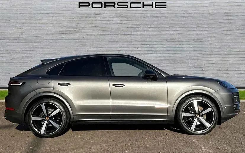 New Porsche Cayenne Black Edition 348 HP (255 kW) 2026 Quarzite grey SUV