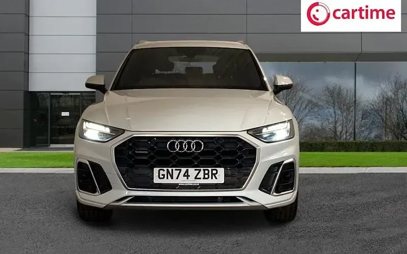 Used Audi Q5 S-Line 268 HP (197 kW) 2024 White SUV