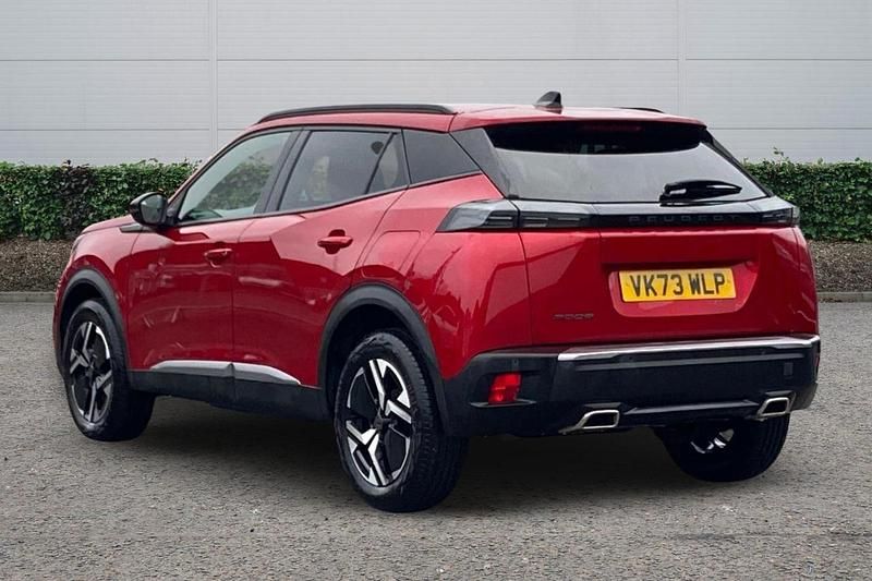 Usado Peugeot 2008 Allure 129 HP (94 kW) 2023 Vermelho SUV
