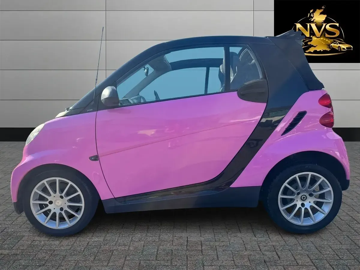 Used Smart ForTwo Cabrio Passion 84 HP (61 kW) 2010 Black Cabriolet