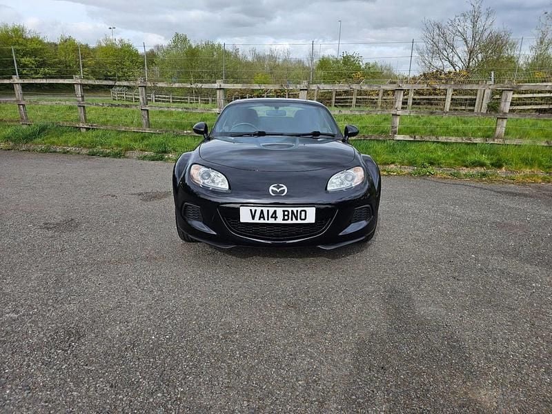 Usado Mazda MX5 126 HP (92 kW) 2014 Preto Cabrios