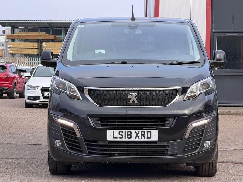 Used Peugeot Traveller Allure 2018 Black MPV